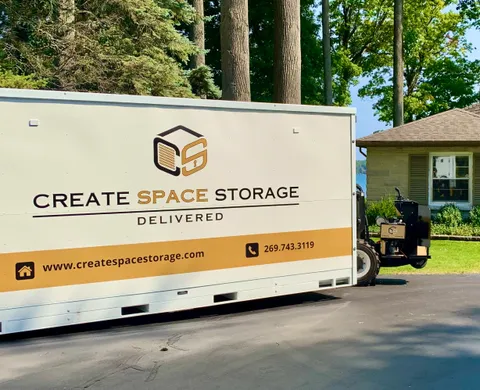 The Benefits of Portable Container Storage for Construction